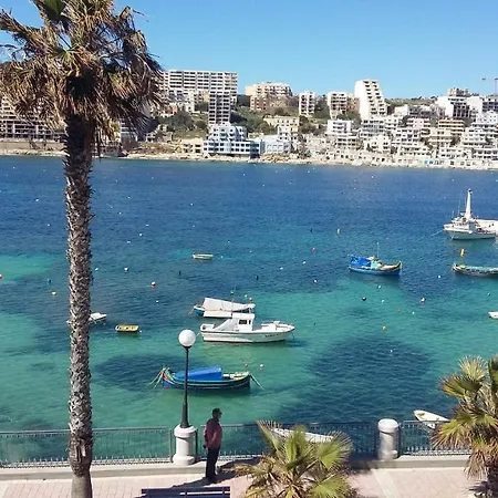 Carsons Court - Seafront - Fl 2 St. Paul's Bay